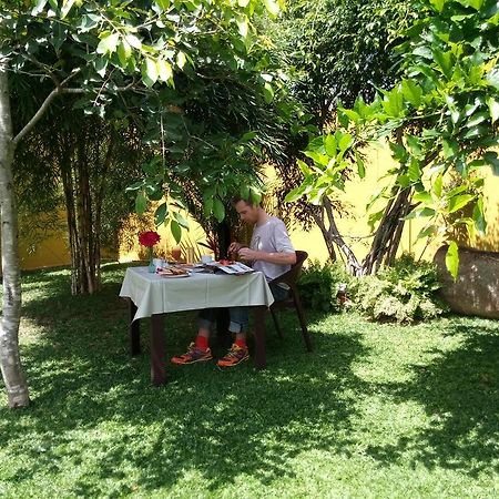 Inlak Garden Hotel Negombo Kültér fotó