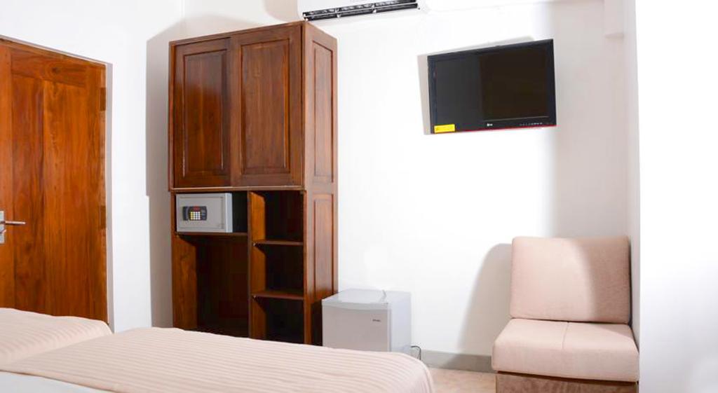 Inlak Garden Hotel Negombo Szoba fotó