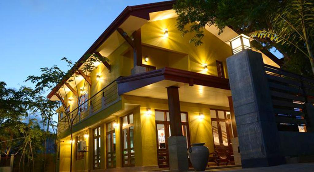 Inlak Garden Hotel Negombo Kültér fotó
