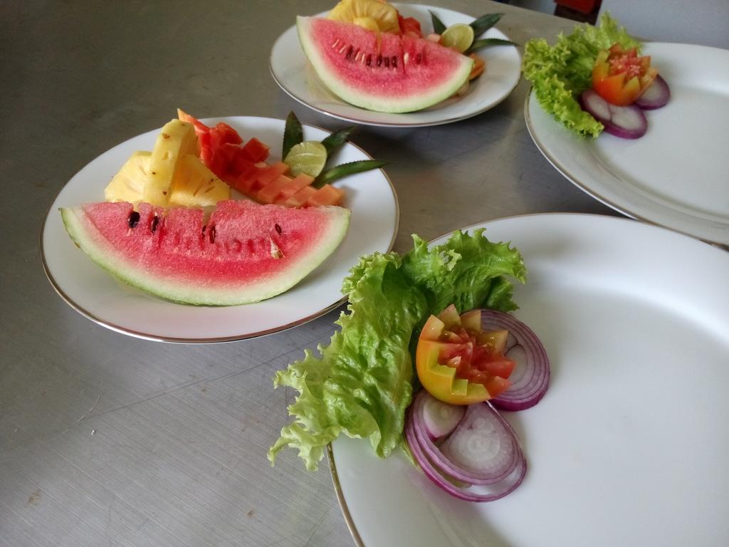Inlak Garden Hotel Negombo Kültér fotó