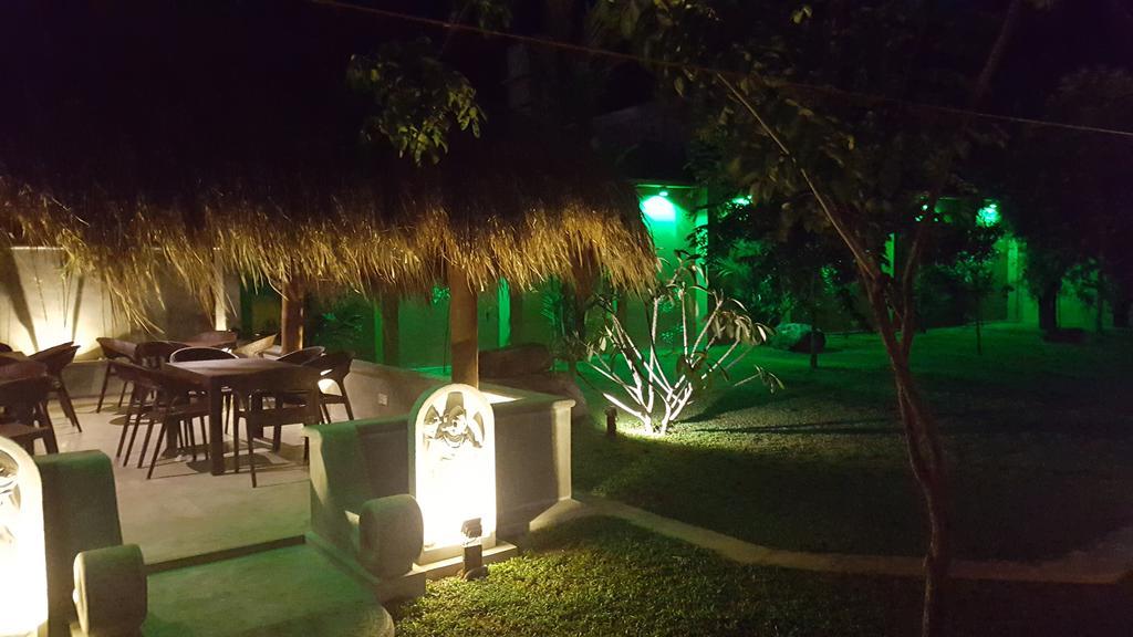 Inlak Garden Hotel Negombo Kültér fotó