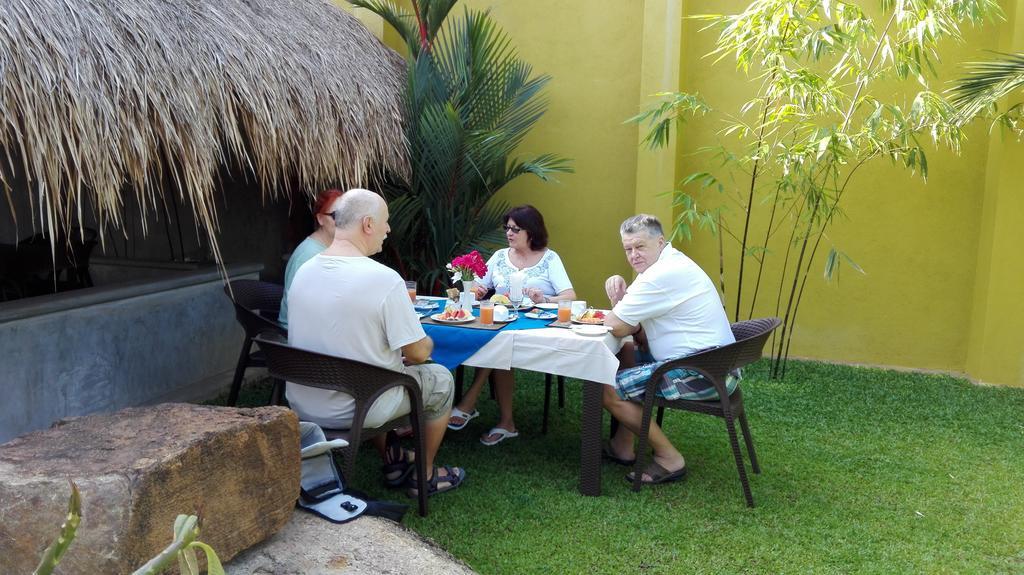 Inlak Garden Hotel Negombo Kültér fotó