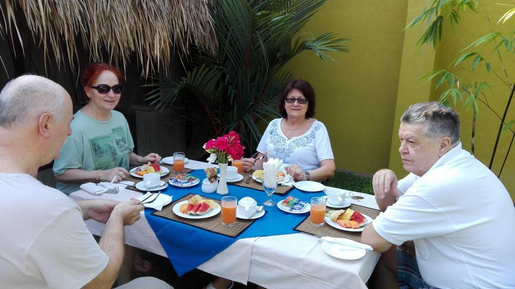Inlak Garden Hotel Negombo Kültér fotó