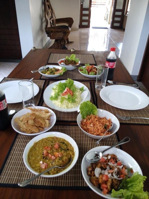 Inlak Garden Hotel Negombo Kültér fotó