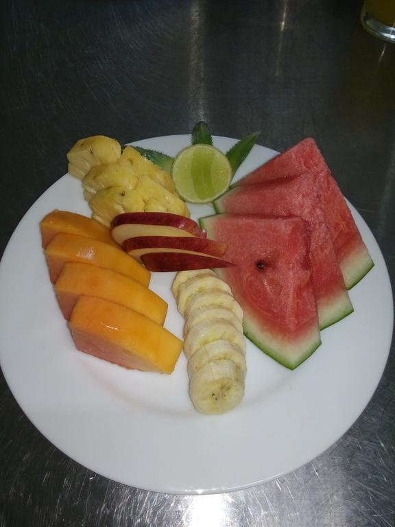 Inlak Garden Hotel Negombo Kültér fotó
