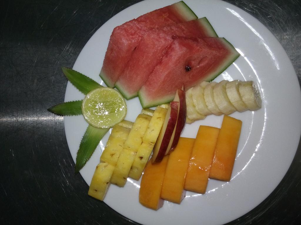 Inlak Garden Hotel Negombo Kültér fotó